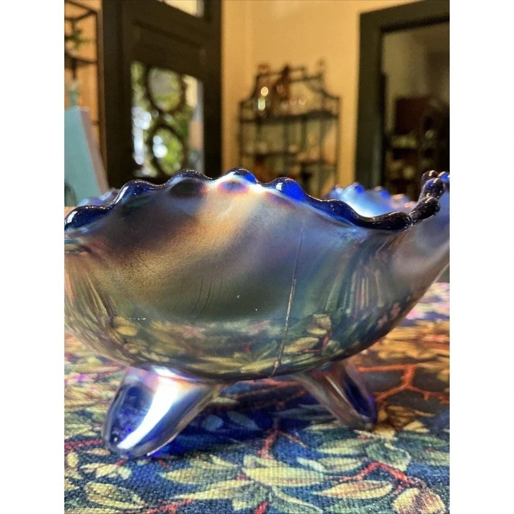 VTG‎ Fenton Blue Carnival Glass Ruffled 7.5